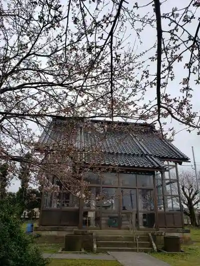 戸出神社の本殿