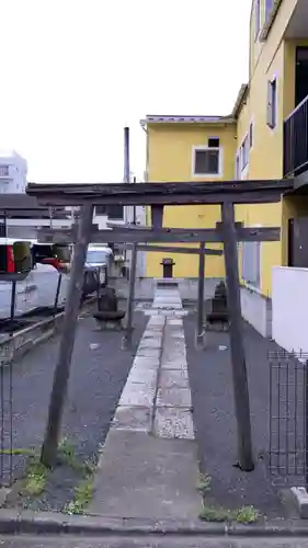 正一位小市郎稲荷神社古跡（跡地）の鳥居