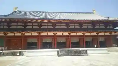 薬師寺の本殿・本堂