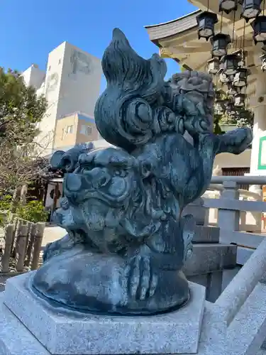 難波八阪神社の狛犬