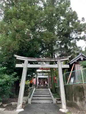 花山稲荷神社の鳥居
