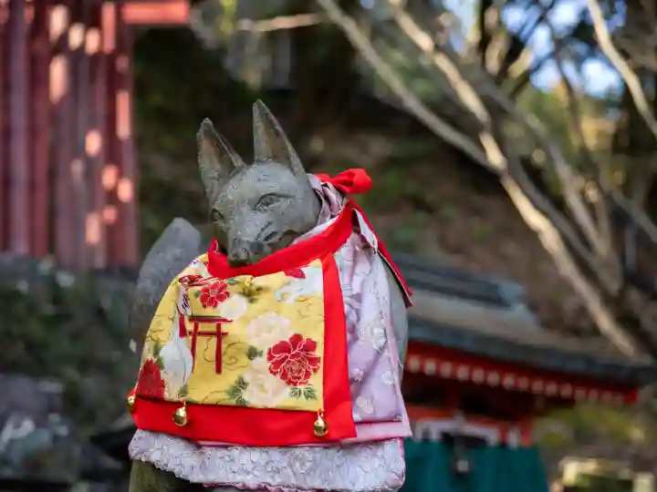 祐徳稲荷神社の{uncategorized: "未分類", other: "その他", undefined: "問題あり", building: "その他建物", grave: "お墓", sacred_gate: "鳥居", guardian: "狛犬", statue: "像", buddha: "仏像", history: "歴史", nature: "自然", garden: "庭園", animal: "動物", pagoda: "塔", temizu: "手水舎", mountain_gate: "山門・神門", sanctuary: "本殿・本堂", subordinate: "末社・摂社", art: "芸術", scenery: "景色", jizo: "地蔵", ema: "絵馬", goshuin: "御朱印", omikuji: "おみくじ", items: "授与品その他", amulet: "お守り", goshuincho: "御朱印帳", eats: "食事", festival: "お祭り", votive_dance: "神楽", shichigosan: "七五三参", wedding: "結婚式", experience: "体験その他", initially: "初詣", around: "周辺", anti_infection: "感染症対策"}