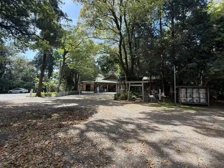 松阪神社の{uncategorized: "未分類", other: "その他", undefined: "問題あり", building: "その他建物", grave: "お墓", sacred_gate: "鳥居", guardian: "狛犬", statue: "像", buddha: "仏像", history: "歴史", nature: "自然", garden: "庭園", animal: "動物", pagoda: "塔", temizu: "手水舎", mountain_gate: "山門・神門", sanctuary: "本殿・本堂", subordinate: "末社・摂社", art: "芸術", scenery: "景色", jizo: "地蔵", ema: "絵馬", goshuin: "御朱印", omikuji: "おみくじ", items: "授与品その他", amulet: "お守り", goshuincho: "御朱印帳", eats: "食事", festival: "お祭り", votive_dance: "神楽", shichigosan: "七五三参", wedding: "結婚式", experience: "体験その他", initially: "初詣", around: "周辺", anti_infection: "感染症対策"}