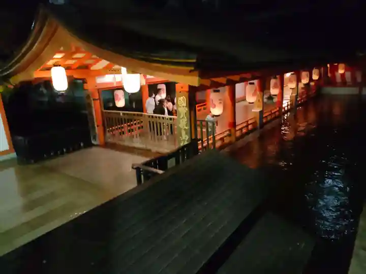 厳島神社(広島県)