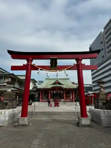 東京羽田 穴守稲荷神社の{uncategorized: "未分類", other: "その他", undefined: "問題あり", building: "その他建物", grave: "お墓", sacred_gate: "鳥居", guardian: "狛犬", statue: "像", buddha: "仏像", history: "歴史", nature: "自然", garden: "庭園", animal: "動物", pagoda: "塔", temizu: "手水舎", mountain_gate: "山門・神門", sanctuary: "本殿・本堂", subordinate: "末社・摂社", art: "芸術", scenery: "景色", jizo: "地蔵", ema: "絵馬", goshuin: "御朱印", omikuji: "おみくじ", items: "授与品その他", amulet: "お守り", goshuincho: "御朱印帳", eats: "食事", festival: "お祭り", votive_dance: "神楽", shichigosan: "七五三参", wedding: "結婚式", experience: "体験その他", initially: "初詣", around: "周辺", anti_infection: "感染症対策"}