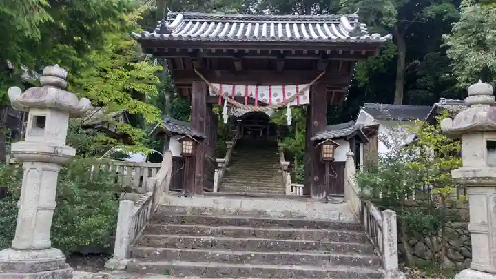 大隅神社の山門・神門