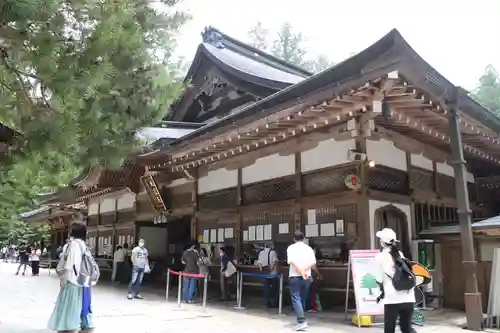 高野山金剛峯寺奥の院の建物その他