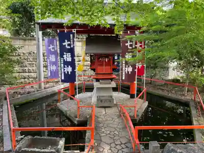 尾曳稲荷神社の{uncategorized: "未分類", other: "その他", undefined: "問題あり", building: "その他建物", grave: "お墓", sacred_gate: "鳥居", guardian: "狛犬", statue: "像", buddha: "仏像", history: "歴史", nature: "自然", garden: "庭園", animal: "動物", pagoda: "塔", temizu: "手水舎", mountain_gate: "山門・神門", sanctuary: "本殿・本堂", subordinate: "末社・摂社", art: "芸術", scenery: "景色", jizo: "地蔵", ema: "絵馬", goshuin: "御朱印", omikuji: "おみくじ", items: "授与品その他", amulet: "お守り", goshuincho: "御朱印帳", eats: "食事", festival: "お祭り", votive_dance: "神楽", shichigosan: "七五三参", wedding: "結婚式", experience: "体験その他", initially: "初詣", around: "周辺", anti_infection: "感染症対策"}