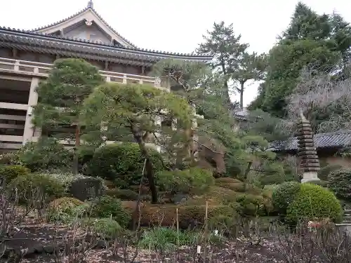 東長谷寺　薬王院の庭園