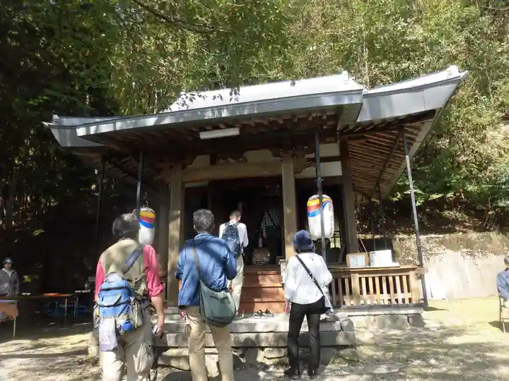 松尾寺の本殿・本堂