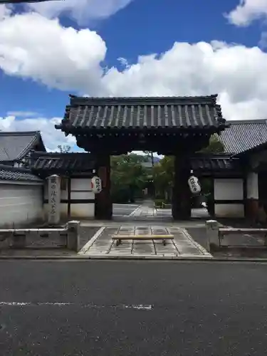 蓮臺山　捴見院　阿弥陀寺の山門