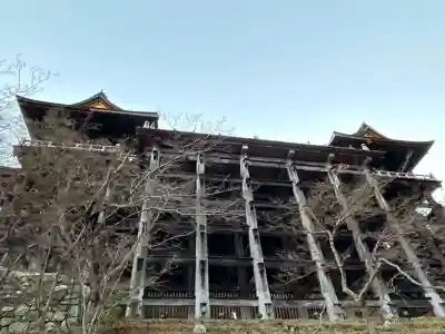清水寺の{uncategorized: "未分類", other: "その他", undefined: "問題あり", building: "その他建物", grave: "お墓", sacred_gate: "鳥居", guardian: "狛犬", statue: "像", buddha: "仏像", history: "歴史", nature: "自然", garden: "庭園", animal: "動物", pagoda: "塔", temizu: "手水舎", mountain_gate: "山門・神門", sanctuary: "本殿・本堂", subordinate: "末社・摂社", art: "芸術", scenery: "景色", jizo: "地蔵", ema: "絵馬", goshuin: "御朱印", omikuji: "おみくじ", items: "授与品その他", amulet: "お守り", goshuincho: "御朱印帳", eats: "食事", festival: "お祭り", votive_dance: "神楽", shichigosan: "七五三参", wedding: "結婚式", experience: "体験その他", initially: "初詣", around: "周辺", anti_infection: "感染症対策"}