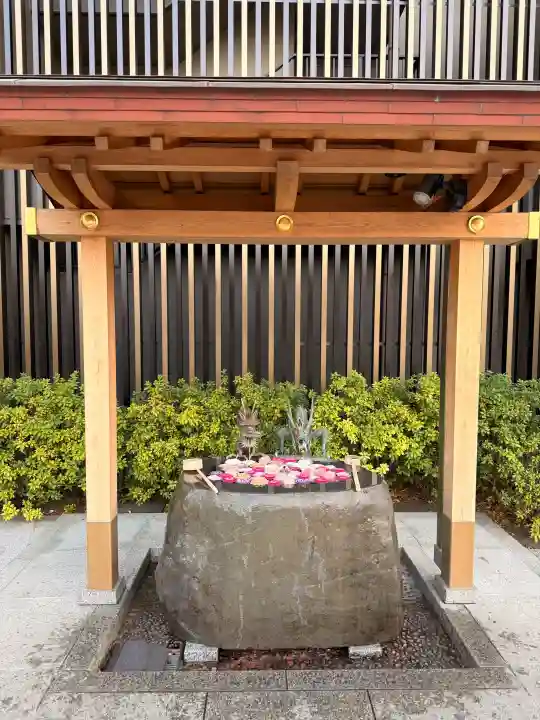 駒込妙義神社の{uncategorized: "未分類", other: "その他", undefined: "問題あり", building: "その他建物", grave: "お墓", sacred_gate: "鳥居", guardian: "狛犬", statue: "像", buddha: "仏像", history: "歴史", nature: "自然", garden: "庭園", animal: "動物", pagoda: "塔", temizu: "手水舎", mountain_gate: "山門・神門", sanctuary: "本殿・本堂", subordinate: "末社・摂社", art: "芸術", scenery: "景色", jizo: "地蔵", ema: "絵馬", goshuin: "御朱印", omikuji: "おみくじ", items: "授与品その他", amulet: "お守り", goshuincho: "御朱印帳", eats: "食事", festival: "お祭り", votive_dance: "神楽", shichigosan: "七五三参", wedding: "結婚式", experience: "体験その他", initially: "初詣", around: "周辺", anti_infection: "感染症対策"}