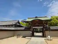 聖霊院の山門・神門