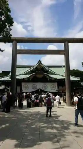 靖國神社の鳥居