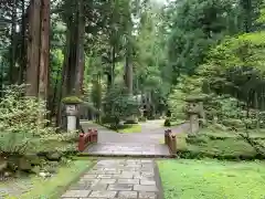 雄山神社中宮祈願殿(富山県)