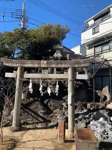 綾瀬稲荷神社(東京都)