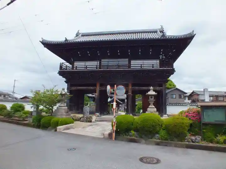 新善光寺の山門・神門