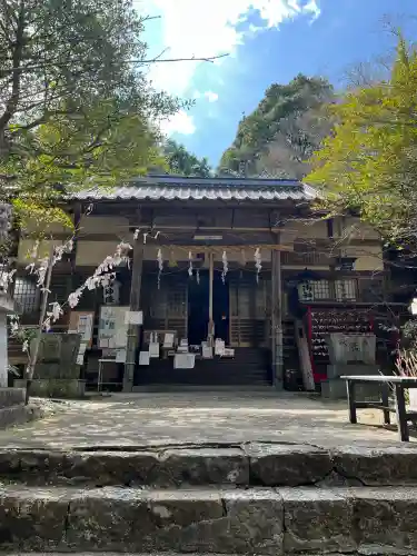 鷺神社の{uncategorized: "未分類", other: "その他", undefined: "問題あり", building: "その他建物", grave: "お墓", sacred_gate: "鳥居", guardian: "狛犬", statue: "像", buddha: "仏像", history: "歴史", nature: "自然", garden: "庭園", animal: "動物", pagoda: "塔", temizu: "手水舎", mountain_gate: "山門・神門", sanctuary: "本殿・本堂", subordinate: "末社・摂社", art: "芸術", scenery: "景色", jizo: "地蔵", ema: "絵馬", goshuin: "御朱印", omikuji: "おみくじ", items: "授与品その他", amulet: "お守り", goshuincho: "御朱印帳", eats: "食事", festival: "お祭り", votive_dance: "神楽", shichigosan: "七五三参", wedding: "結婚式", experience: "体験その他", initially: "初詣", around: "周辺", anti_infection: "感染症対策"}