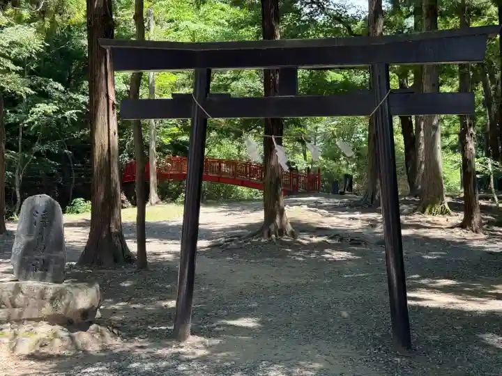 浮島社(長野県)