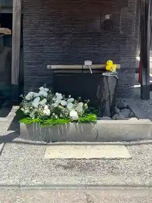 上尾御嶽神社の手水舎