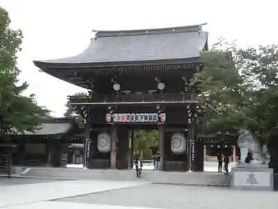 寒川神社の山門・神門