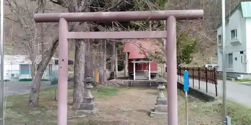 鶉神社の鳥居