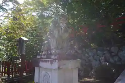 建勲神社の狛犬