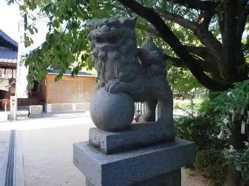 空鞘稲生神社の狛犬