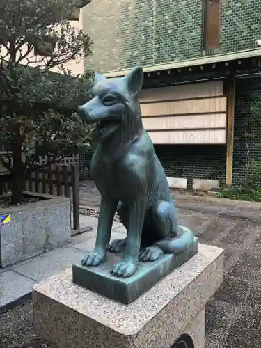 宮益御嶽神社の狛犬