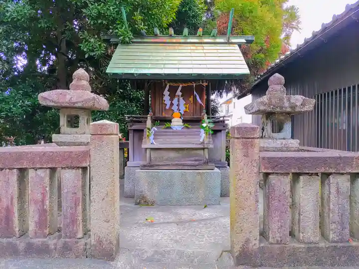 青塚社(北方町)の末社・摂社