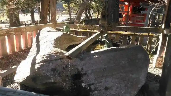 雲八幡宮の手水舎