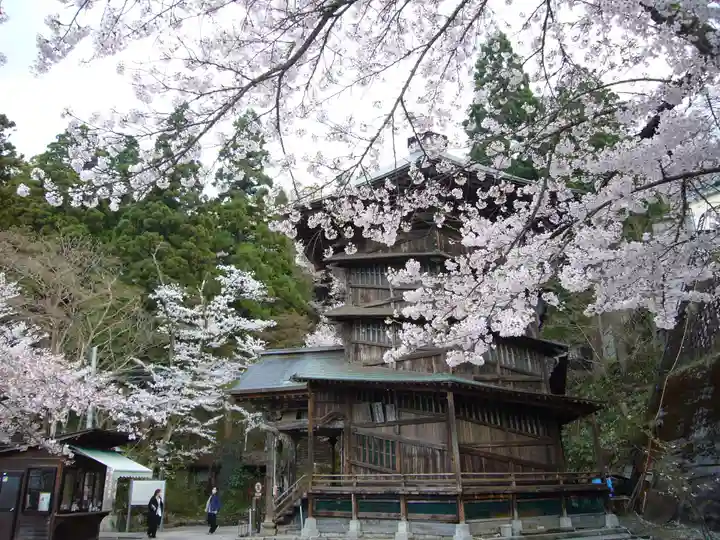 円通三匝堂(さざえ堂)(福島県)