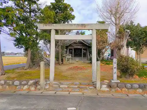 神明社（半頭神明社）の鳥居