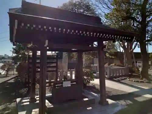 大棚・中川杉山神社の手水舎