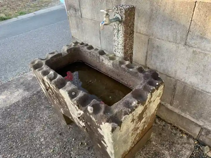 諏訪神社の手水舎