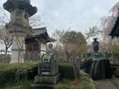 永光寺(牡丹不動尊) の{uncategorized: "未分類", other: "その他", undefined: "問題あり", building: "その他建物", grave: "お墓", sacred_gate: "鳥居", guardian: "狛犬", statue: "像", buddha: "仏像", history: "歴史", nature: "自然", garden: "庭園", animal: "動物", pagoda: "塔", temizu: "手水舎", mountain_gate: "山門・神門", sanctuary: "本殿・本堂", subordinate: "末社・摂社", art: "芸術", scenery: "景色", jizo: "地蔵", ema: "絵馬", goshuin: "御朱印", omikuji: "おみくじ", items: "授与品その他", amulet: "お守り", goshuincho: "御朱印帳", eats: "食事", festival: "お祭り", votive_dance: "神楽", shichigosan: "七五三参", wedding: "結婚式", experience: "体験その他", initially: "初詣", around: "周辺", anti_infection: "感染症対策"}