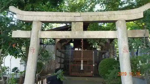 白山神社の鳥居