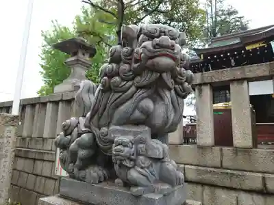尾久八幡神社の狛犬