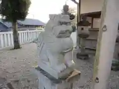 宅春日神社の狛犬