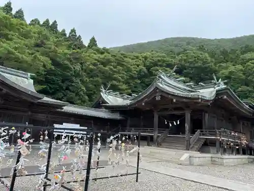 函館八幡宮の本殿