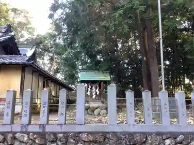 熊野社（塔野地東屋敷）の末社・摂社