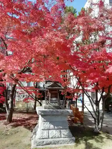 四柱神社の末社