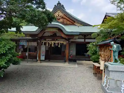 九帝王宮 萱野神社(滋賀県)