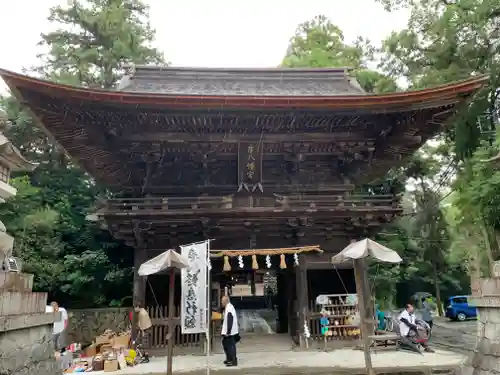 府八幡宮の山門・神門