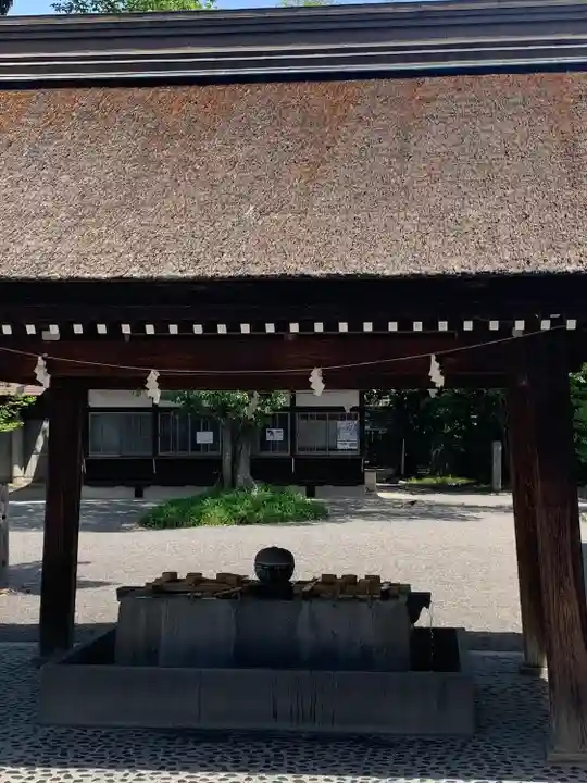 尾張大國霊神社(国府宮)の手水舎