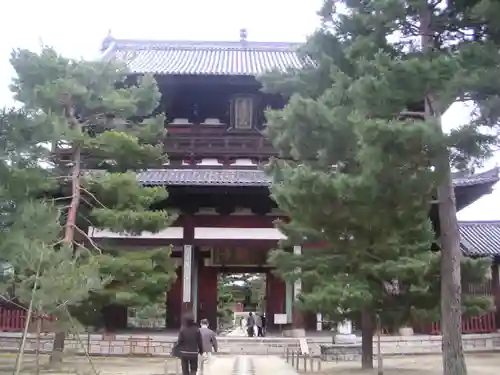 萬福寺の山門