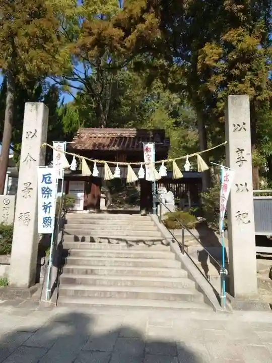 阿部神社の山門・神門