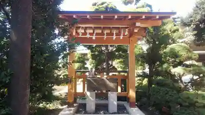 天明稲荷神社の手水舎