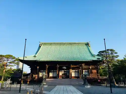 護国寺の本殿